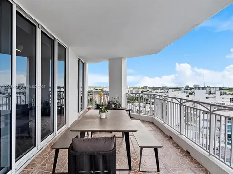 9751 E Bay Harbor Drive Bay Harbor Islands FL 33154