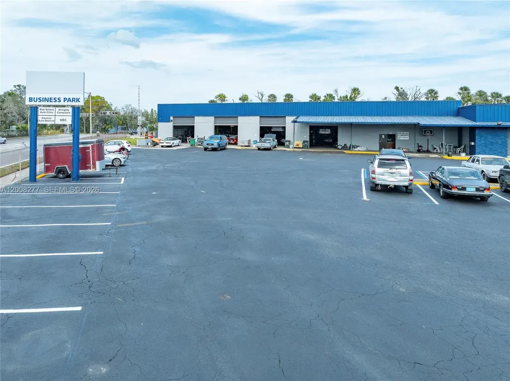 405 N Charles Street Daytona FL 32114
