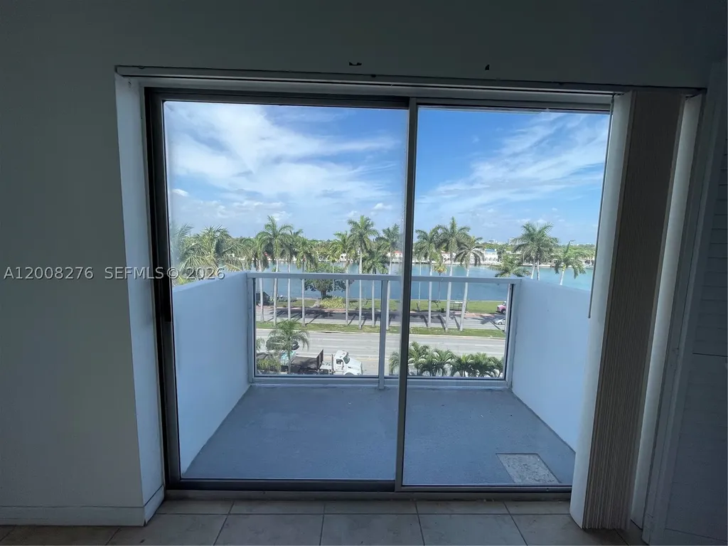 5313 Collins Avenue Miami Beach FL 33140