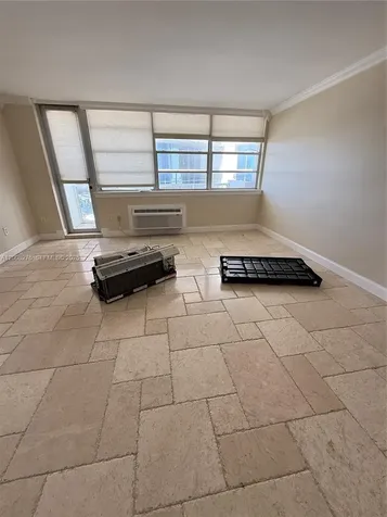 5313 Collins Avenue Miami Beach FL 33140