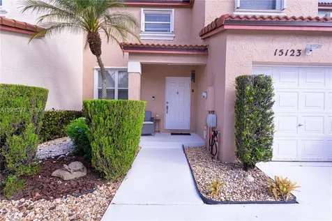 15123 NW 8th Street Pembroke Pines FL 33028
