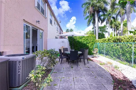 15123 NW 8th Street Pembroke Pines FL 33028