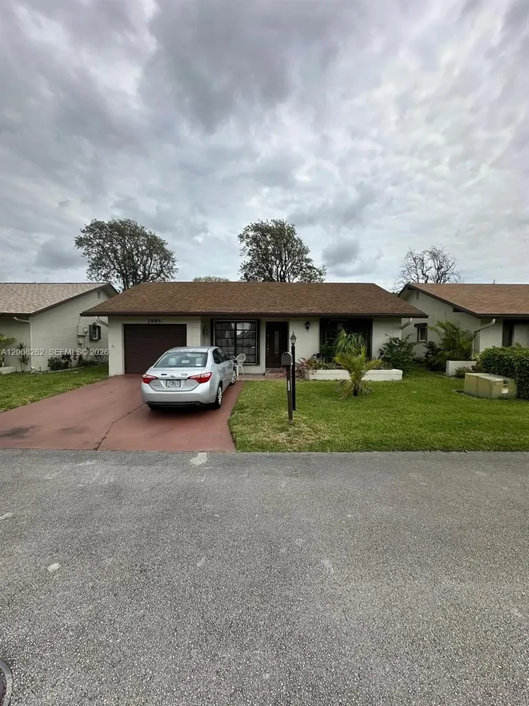 1995 SW 15th Place Deerfield Beach FL 33442