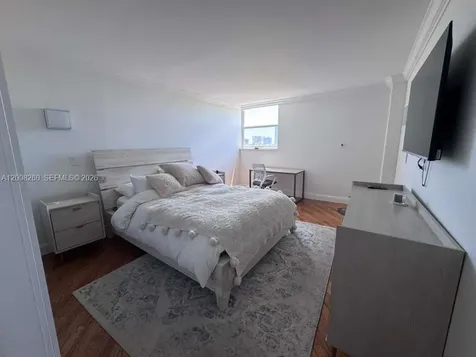 2400 SW 3rd Avenue Miami FL 33129