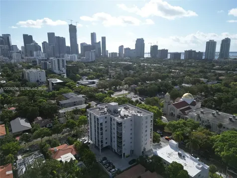 2400 SW 3rd Avenue Miami FL 33129