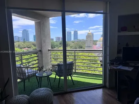 2400 SW 3rd Avenue Miami FL 33129