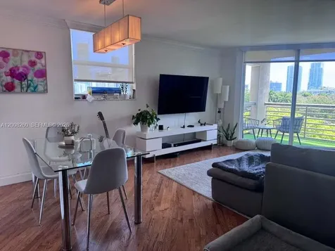 2400 SW 3rd Avenue Miami FL 33129