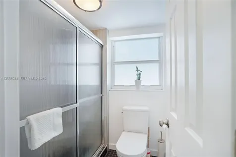 245 18th Street Miami Beach FL 33139