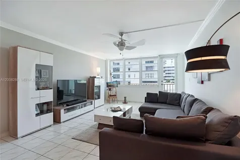 245 18th Street Miami Beach FL 33139