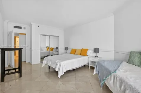 3000 Island Boulevard Aventura FL 33160