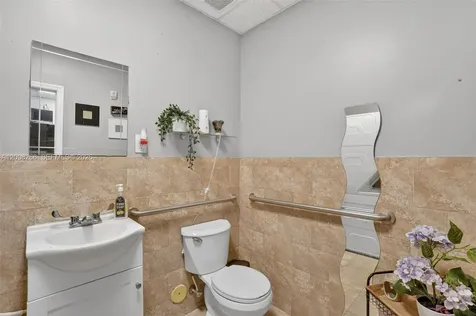 Beauty Salon For Sale On West Kendall Kendall FL 33175