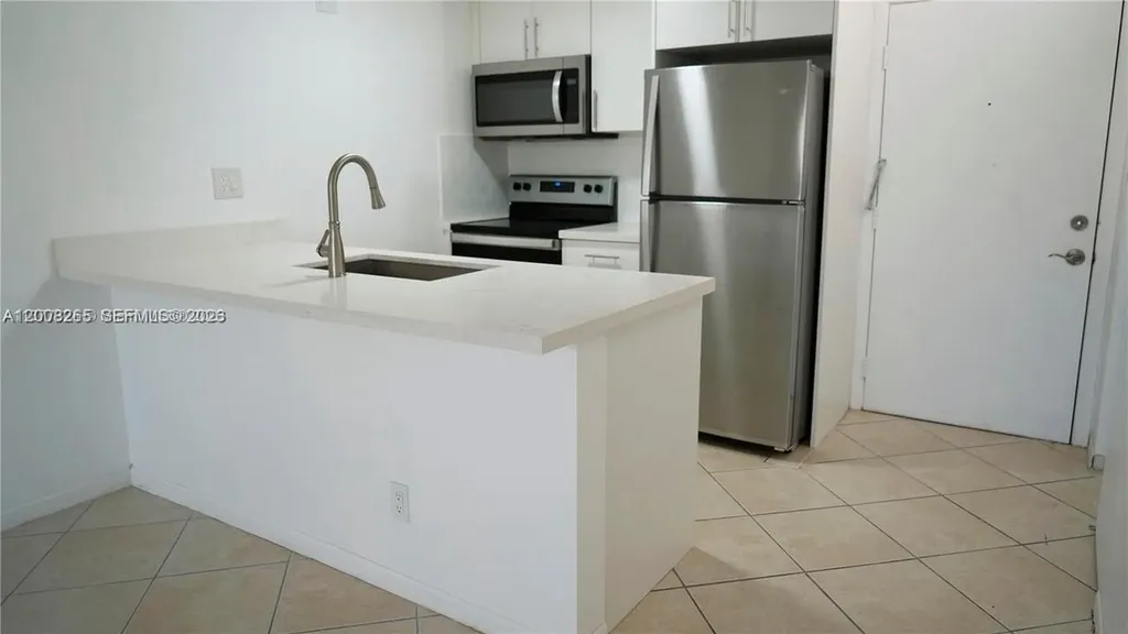 2771 Riverside Drive Coral Springs FL 33065