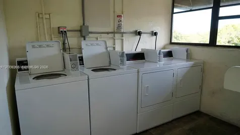 2771 Riverside Drive Coral Springs FL 33065