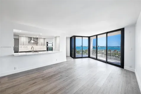 2000 Towerside Terrace Miami FL 33138