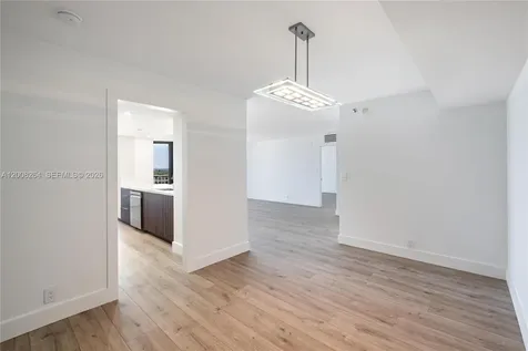 2000 Towerside Terrace Miami FL 33138
