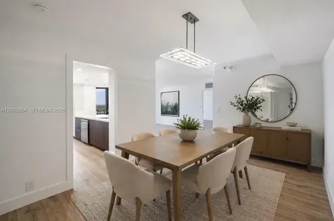 2000 Towerside Terrace Miami FL 33138
