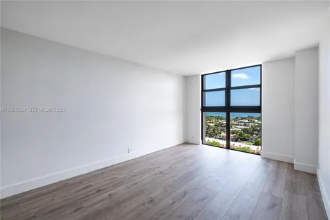 2000 Towerside Terrace Miami FL 33138