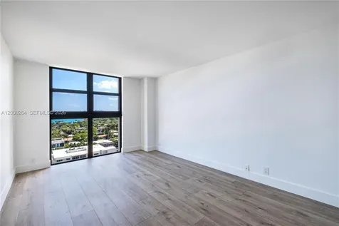 2000 Towerside Terrace Miami FL 33138