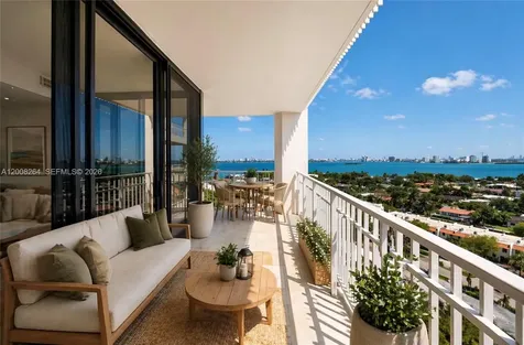 2000 Towerside Terrace Miami FL 33138