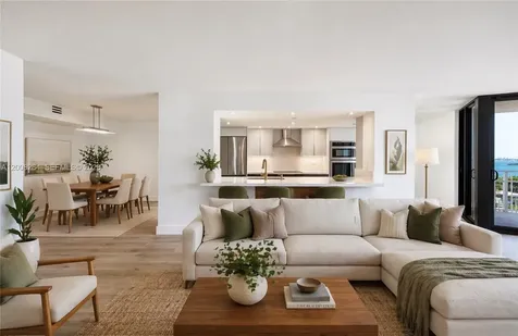 2000 Towerside Terrace Miami FL 33138
