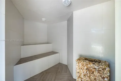2000 Towerside Terrace Miami FL 33138