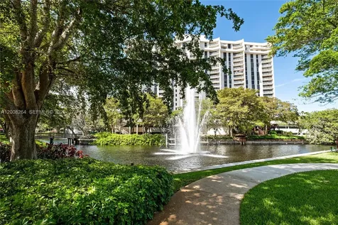 2000 Towerside Terrace Miami FL 33138