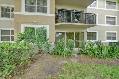 8721 Wiles Road Coral Springs FL 33067