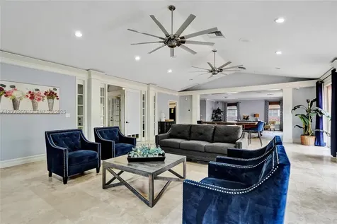8721 Wiles Road Coral Springs FL 33067