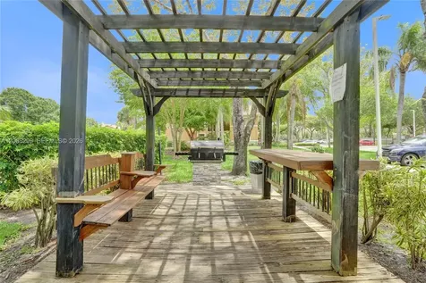 8721 Wiles Road Coral Springs FL 33067