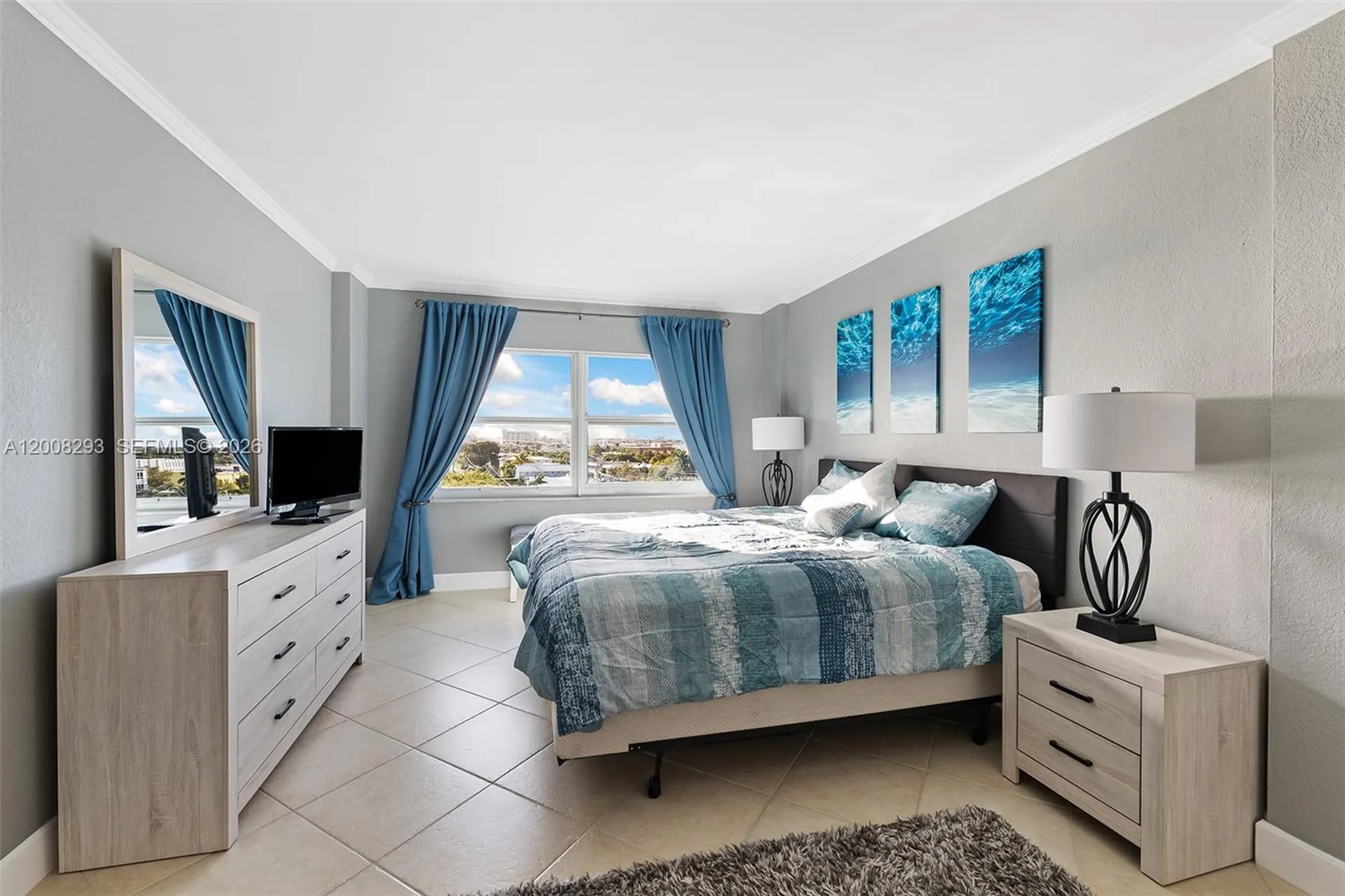 2900 NE 30th Street Fort Lauderdale FL 33306