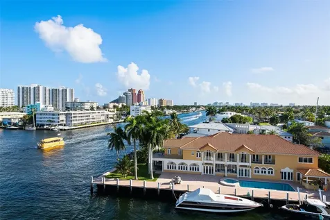 2900 NE 30th Street Fort Lauderdale FL 33306