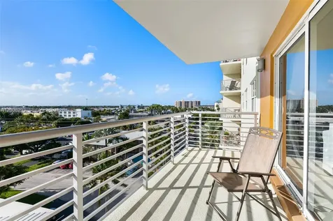 2900 NE 30th Street Fort Lauderdale FL 33306