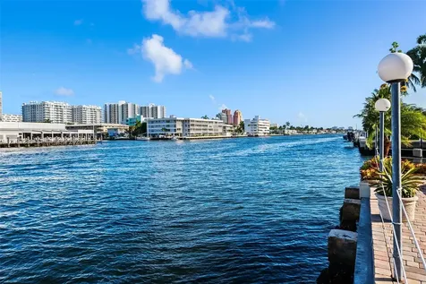 2900 NE 30th Street Fort Lauderdale FL 33306