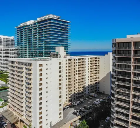10185 Collins Bal Harbour FL 33154