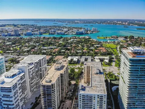 10185 Collins Bal Harbour FL 33154