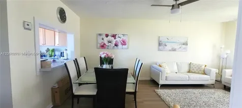 2200 Park Lane Hollywood FL 33021