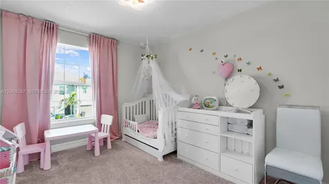 2913 Olivia Avenue Lauderdale Lakes FL 33311