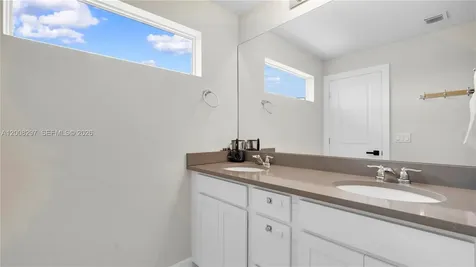 2913 Olivia Avenue Lauderdale Lakes FL 33311