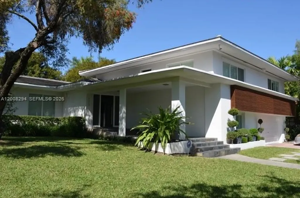 173 S Shore Drive S Miami FL 33133