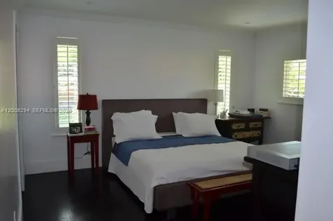 173 S Shore Drive S Miami FL 33133