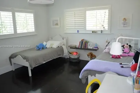 173 S Shore Drive S Miami FL 33133