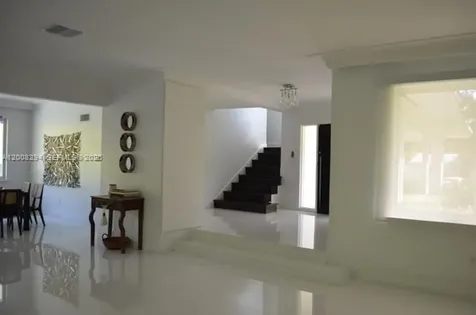 173 S Shore Drive S Miami FL 33133