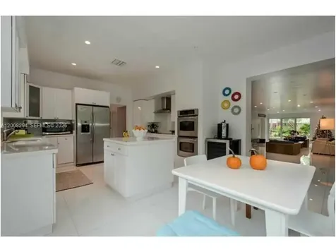 173 S Shore Drive S Miami FL 33133