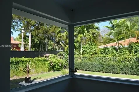 173 S Shore Drive S Miami FL 33133