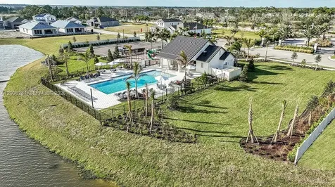 653 SE Ranch Oak Circle Port St. Lucie FL 34984