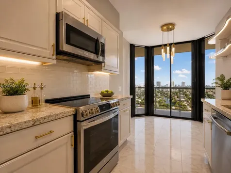 3640 Yacht Club Drive Aventura FL 33180