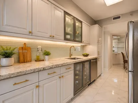 3640 Yacht Club Drive Aventura FL 33180
