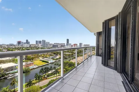 3640 Yacht Club Drive Aventura FL 33180