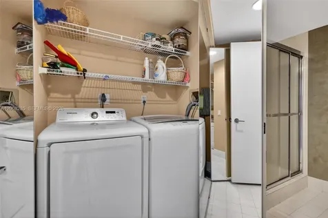 3640 Yacht Club Drive Aventura FL 33180