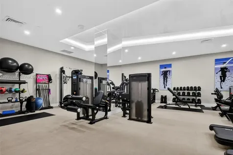 3640 Yacht Club Drive Aventura FL 33180